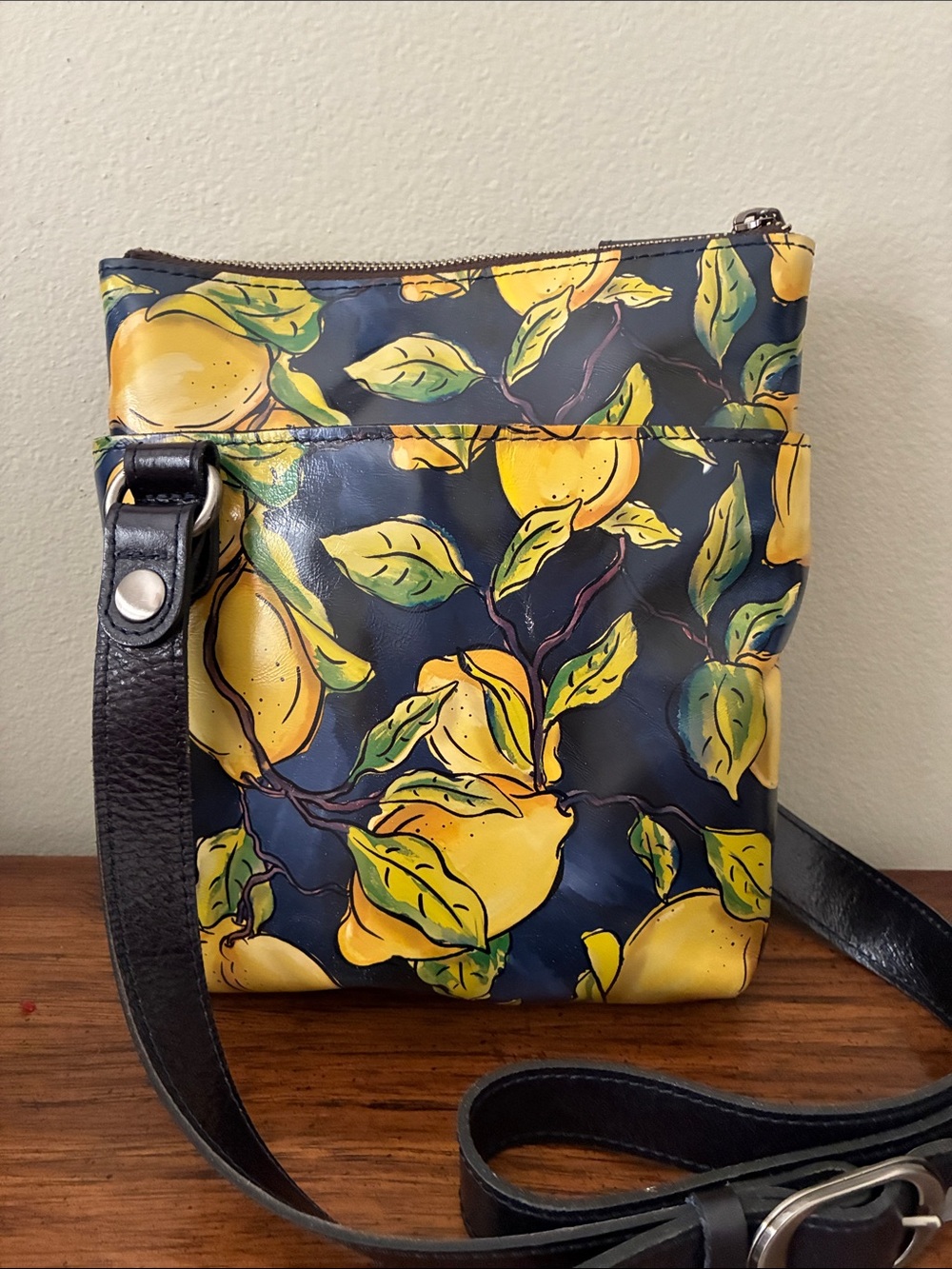 Patricia Nash Lemon Print Navy Crossbody Bag with Black Strap EUC Like New